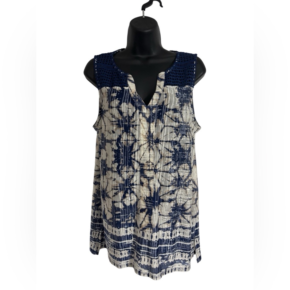 Women's Blue and Cream Sleeveless Top